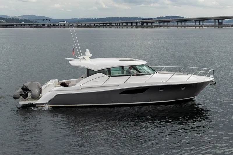 Slide: The Image of Tiara C44 Coupe 2019 - 78