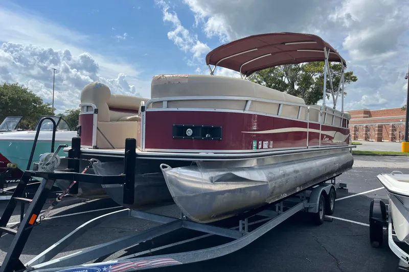 The Image of Bentley Pontoons Elite 250 2014 - undefined