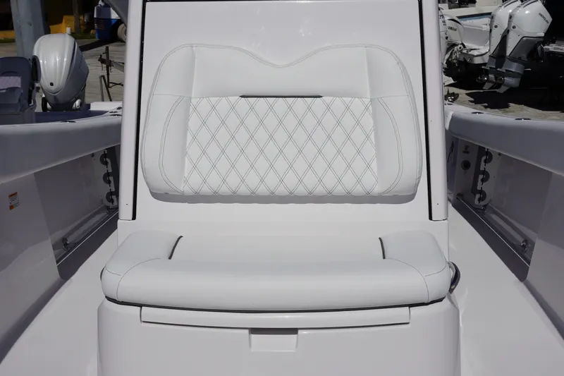 Slide: The Image of 2027 Sportsman Open 282 Center Console boat seat with diamond-stitched upholstery. - 31