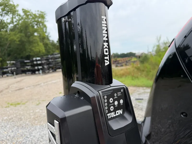 Slide: The Image of Close-up of a Minn Kota Talon anchor system on a Crestliner CXF 189 boat. - 19