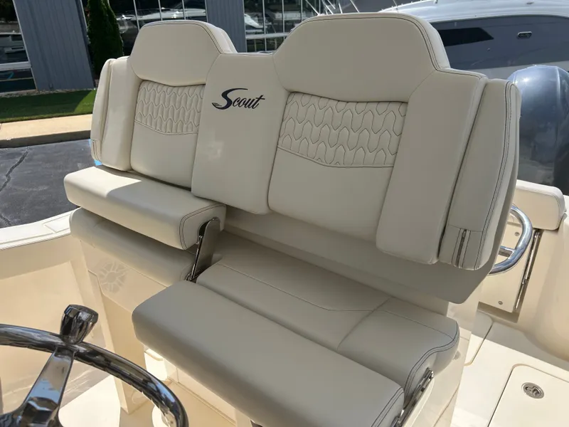 Slide: The Image of Scout 260 LXF 2027 - 21