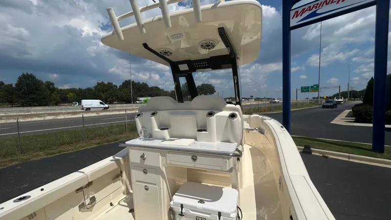 Slide: The Image of Scout 260 LXF 2027 - 8