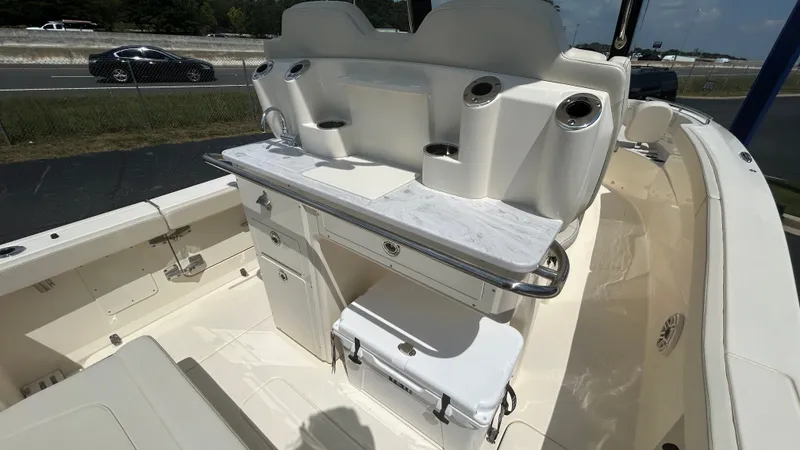 Slide: The Image of Scout 260 LXF 2027 - 9