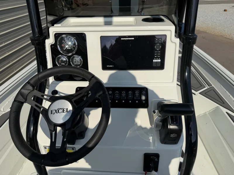 Slide: The Image of Excel Bay Pro 203 200HP-T TOP-SEADECK 2027 - 3