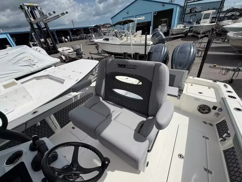 Slide: The Image of Pathfinder 2800 Hybrid 2026 - 6