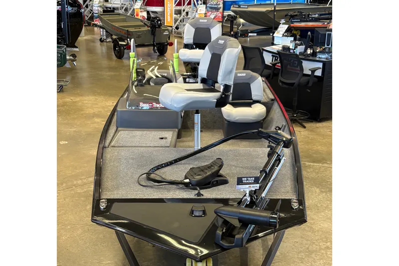 The Image of Tracker Bass Tracker Classic XL 2027 - 0