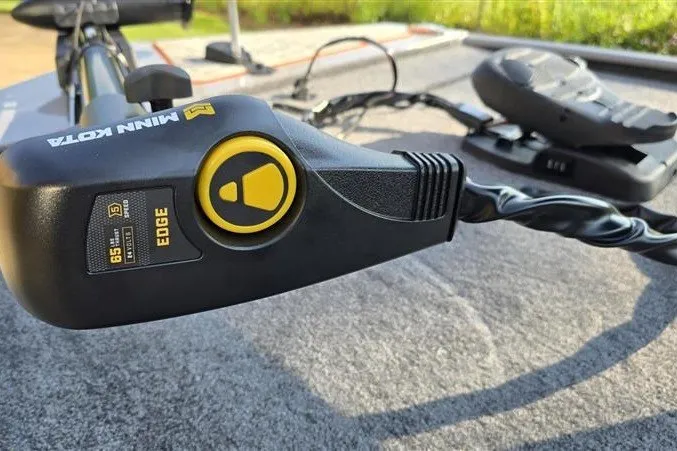 Slide: The Image of Minn Kota Edge trolling motor on 2027 Tracker Bass Tracker Classic Limited boat. - 13