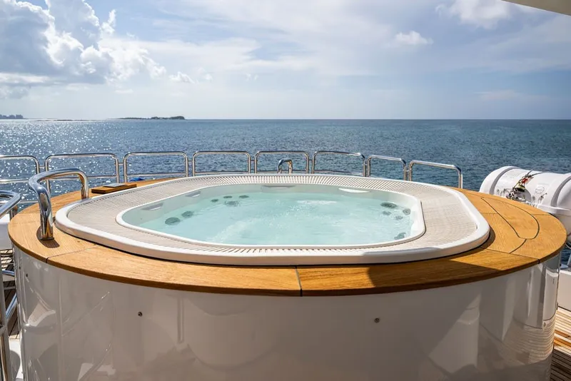 Slide: The Image of Luxurious jacuzzi on 2007 Benetti 120 Classic yacht with ocean view. - 43