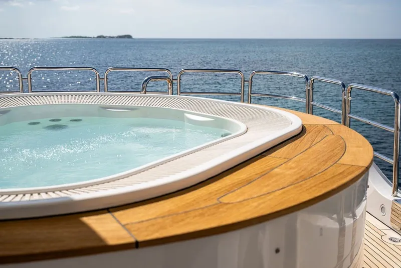 Slide: The Image of Luxurious jacuzzi on 2007 Benetti 120 Classic yacht with ocean view. - 44