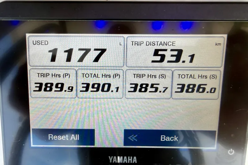 Slide: The Image of Yamaha display showing trip data: 1177L used, 53.1 km distance on Sea Hunt Gamefish 27FS. - 31