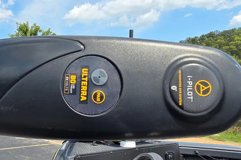 Slide: The Image of 2021 Ranger VS1882 WT boat with Ulterra i-Pilot GPS system under a clear sky. - 10