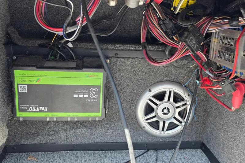 Slide: The Image of 2021 Ranger VS1882 WT boat wiring with battery charger and speaker system. - 35