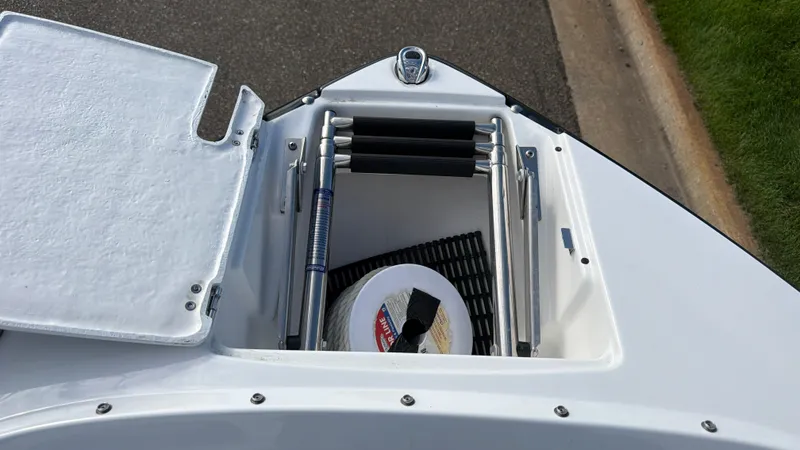 Slide: The Image of Monterey 224FS 2020 - 64