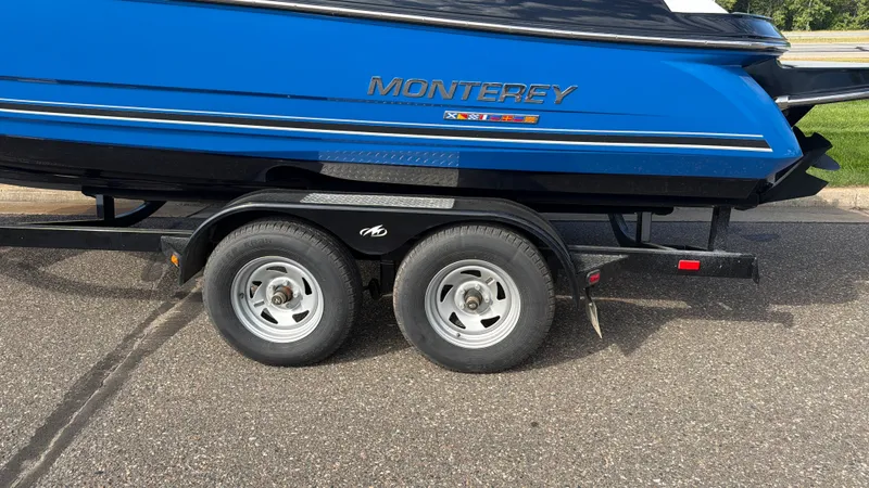 Slide: The Image of Monterey 224FS 2020 - 67
