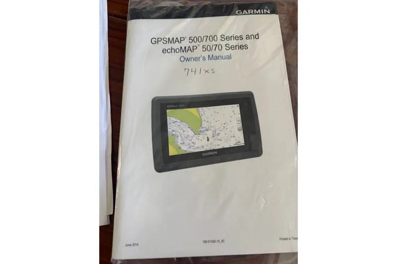 Slide: The Image of Garmin GPSMAP 500/700 Series Owner's Manual for Ranger Tugs R-25 SC, 2015 model. - 23