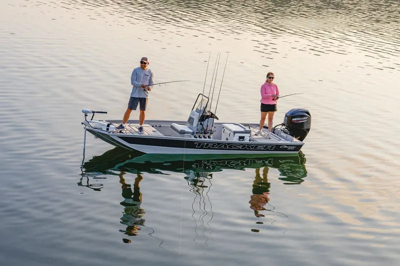 Slide: The Image of Tracker Bass Tracker Classic CC 2027 - 40