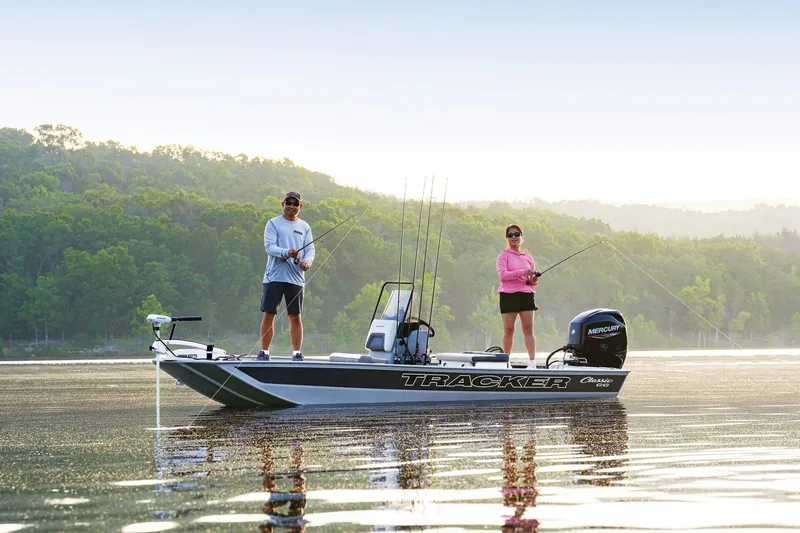 Slide: The Image of Tracker Bass Tracker Classic CC 2027 - 38