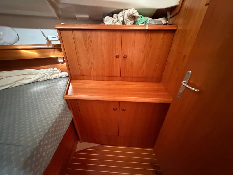Slide: The Image of Jeanneau Sun Odyssey 40.3 2000 - 14