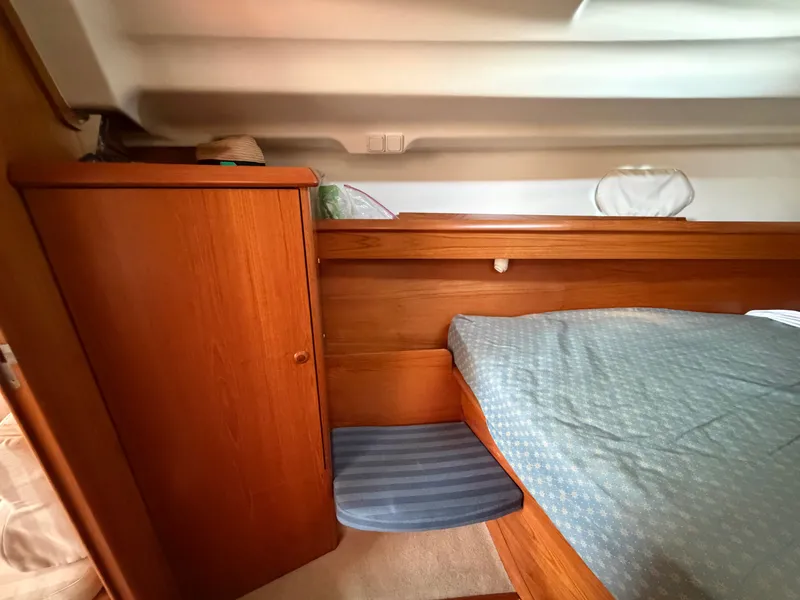 Slide: The Image of Jeanneau Sun Odyssey 40.3 2000 - 13
