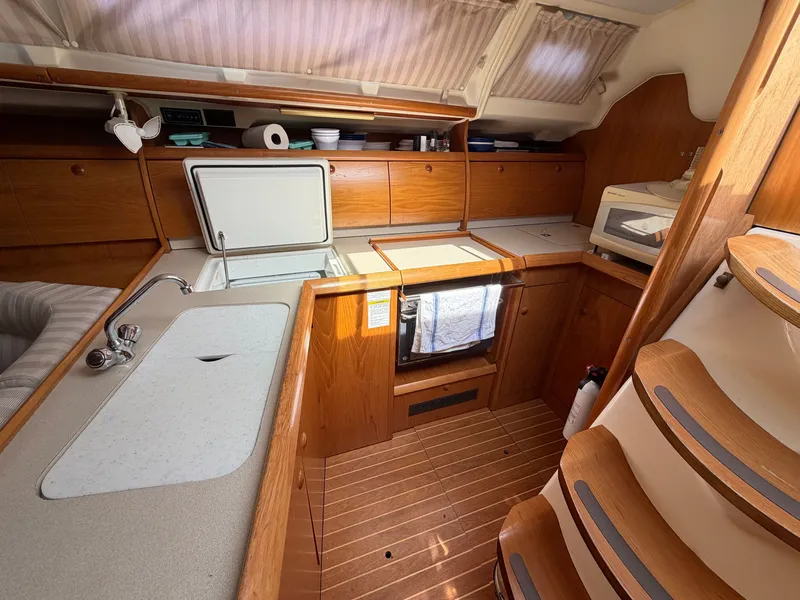 Slide: The Image of Jeanneau Sun Odyssey 40.3 2000 - 19