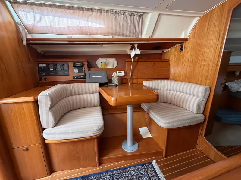 Slide: The Image of Jeanneau Sun Odyssey 40.3 2000 - 18