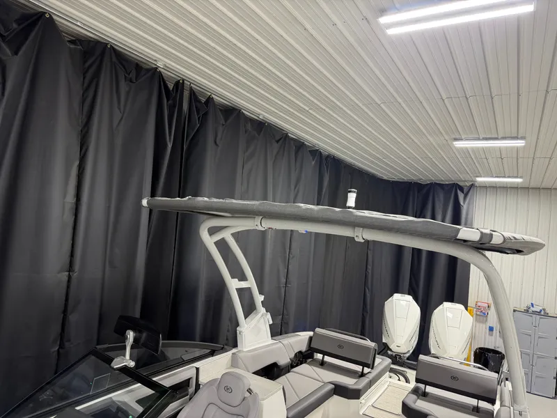 Slide: The Image of Cobalt R8 Outboard 2024 - 96