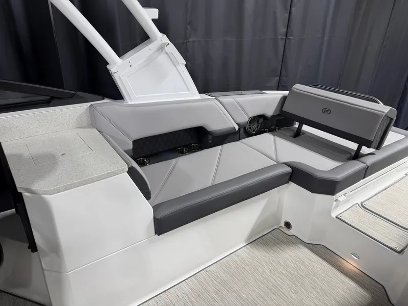 Slide: The Image of Cobalt R8 Outboard 2024 - 24