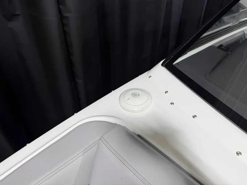 Slide: The Image of Cobalt R8 Outboard 2024 - 88