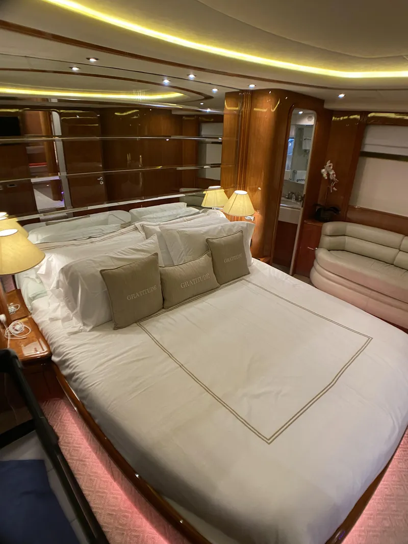 Slide: The Image of Azimut 85 Ultimate 1999 - 57