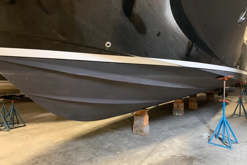 Slide: The Image of Tiara C44 Coupe 2015 - 6