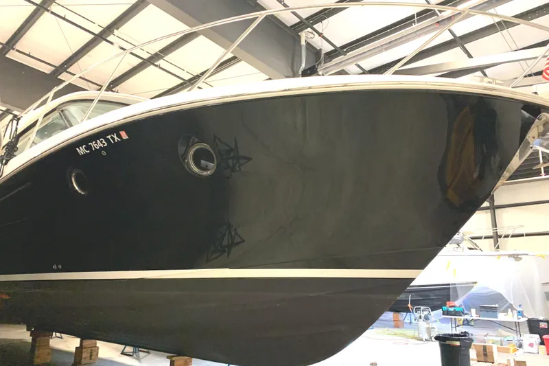 Slide: The Image of Tiara C44 Coupe 2015 - 4