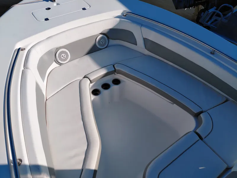 Slide: The Image of Tidewater 230 LXF 2016 - 10