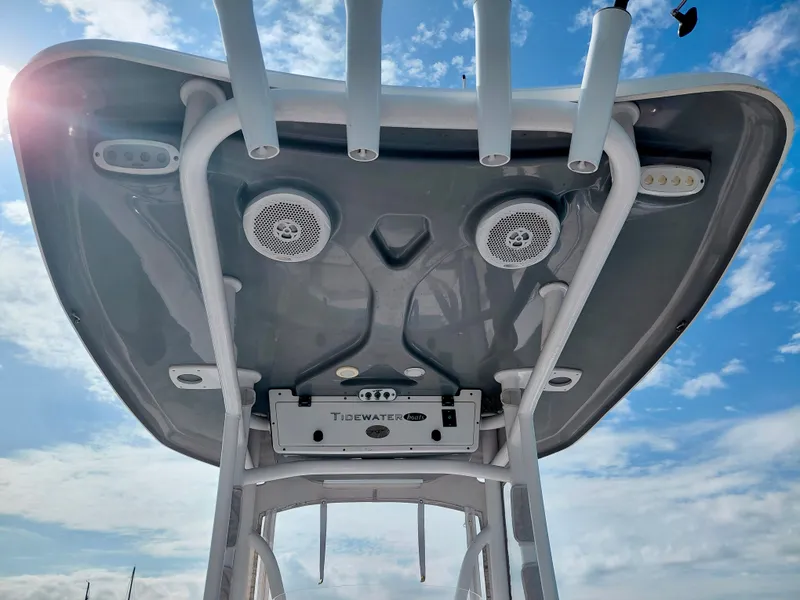 Slide: The Image of Tidewater 230 LXF 2016 - 6