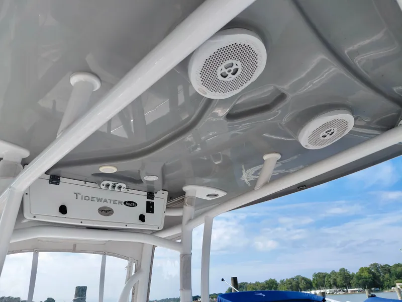 Slide: The Image of Tidewater 230 LXF 2016 - 7