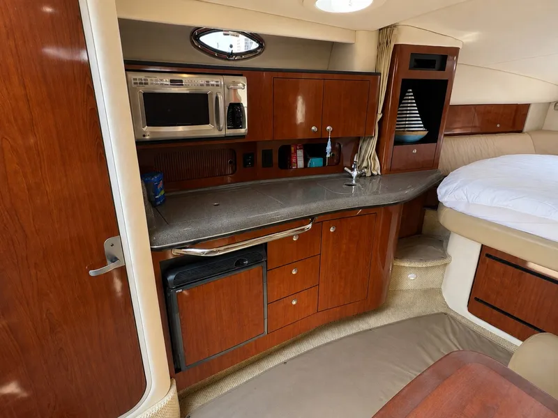 Slide: The Image of Sea Ray Sundancer 320 2007 - 9