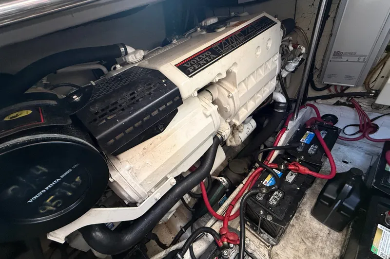 Slide: The Image of Engine compartment of a 2000 Formula 41 Performance Cruiser with Volvo Penta engine. - 61