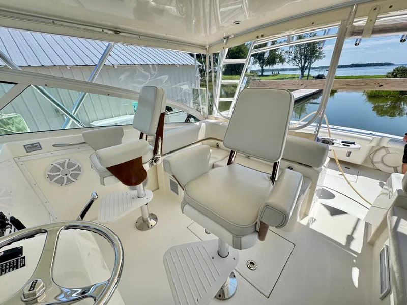 Slide: The Image of Helm Seating - 15