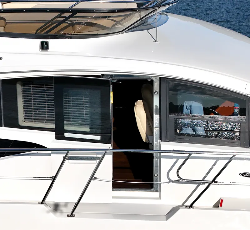 Slide: The Image of Side Access Door - 100
