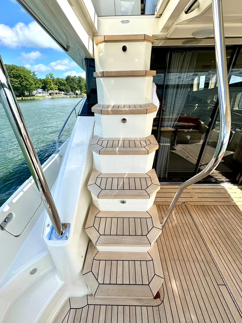 Slide: The Image of Steps to FlyBridge - Teak - 14