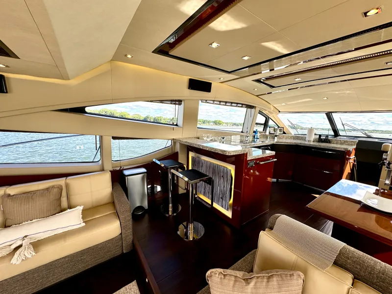 Slide: The Image of Sea Ray L650 Fly 2017 - 49