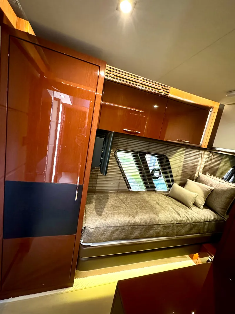 Slide: The Image of Guest StateRoom - Strb. Side - 85