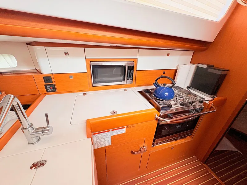 Slide: The Image of Jeanneau Sun Odyssey 41 DS 2019 - 26