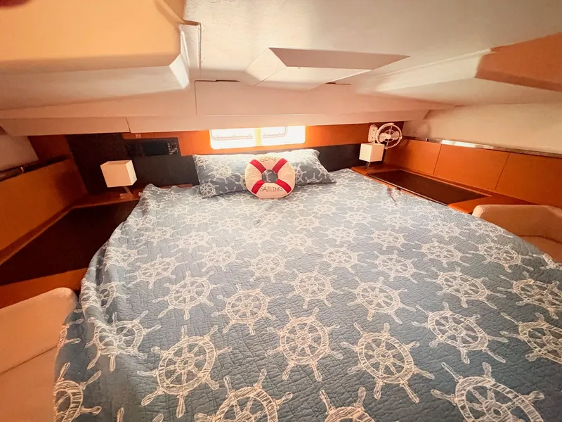 Slide: The Image of Jeanneau Sun Odyssey 41 DS 2019 - 41