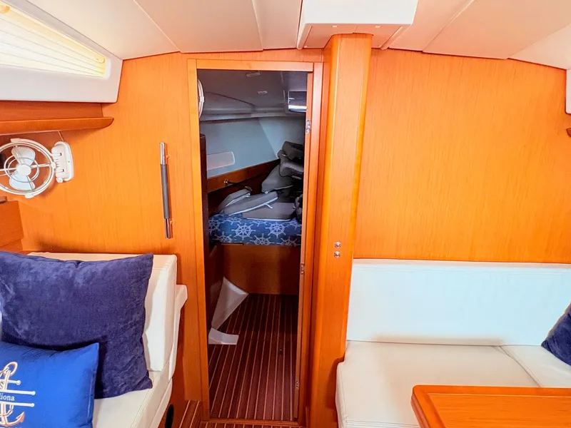 Slide: The Image of Jeanneau Sun Odyssey 41 DS 2019 - 31