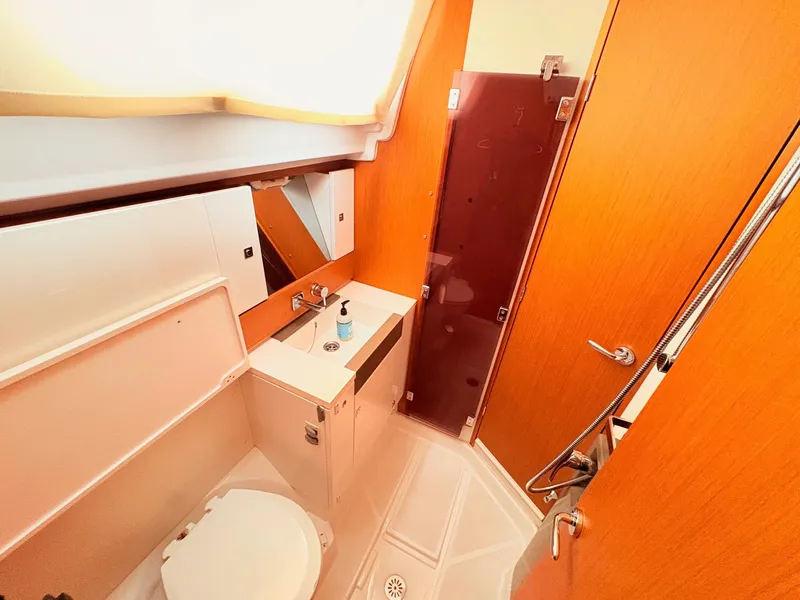Slide: The Image of Jeanneau Sun Odyssey 41 DS 2019 - 43
