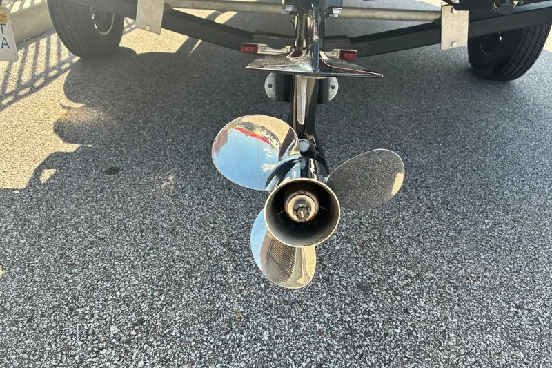 Slide: The Image of 2019 Lowe Stinger 175C boat propeller on trailer, close-up view. - 4
