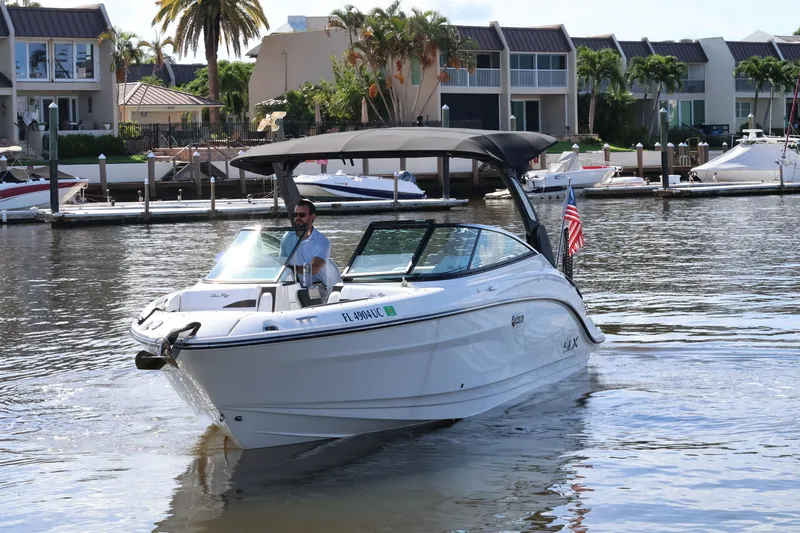 Slide: The Image of Sea Ray SLX 260 Outboard 2026 - 2