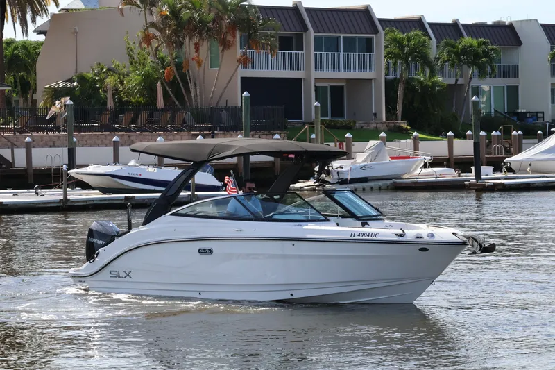 Slide: The Image of Sea Ray SLX 260 Outboard 2026 - 0
