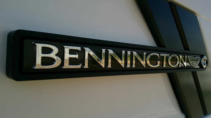 Slide: The Image of Bennington QX 25 2027 - 8