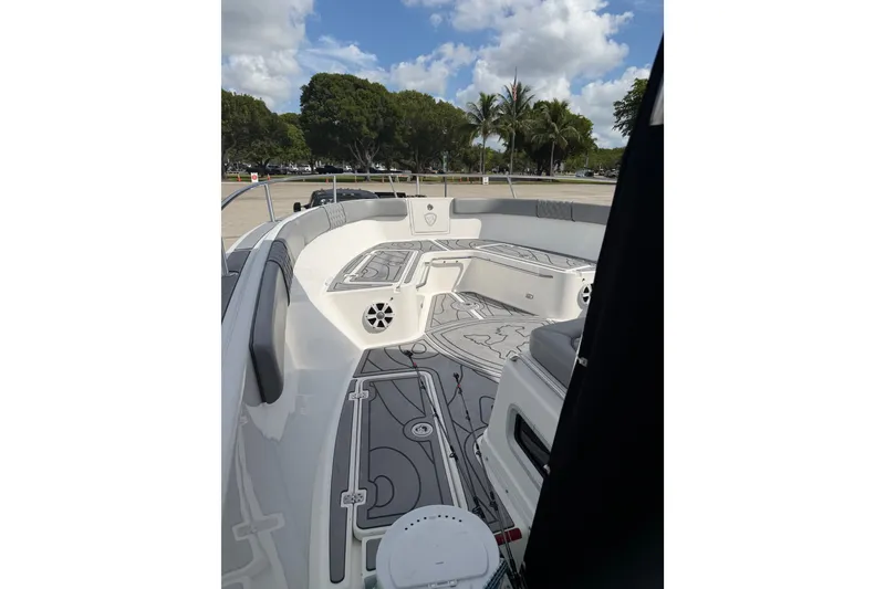 Slide: The Image of 2006 Century 3200 Center Console boat interior with seating and deck details. - 3
